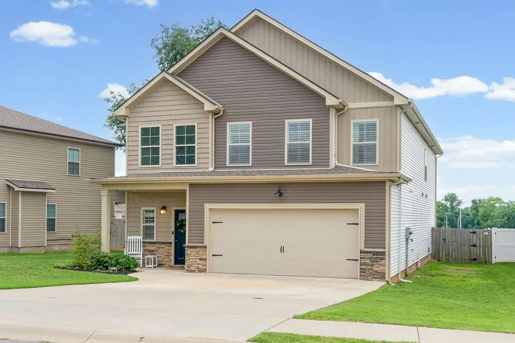 681 Elm Street Clarksville TN 37040