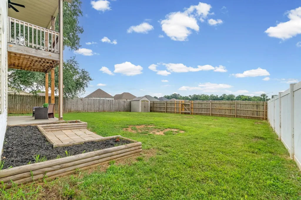 681 Elm Street Clarksville TN 37040