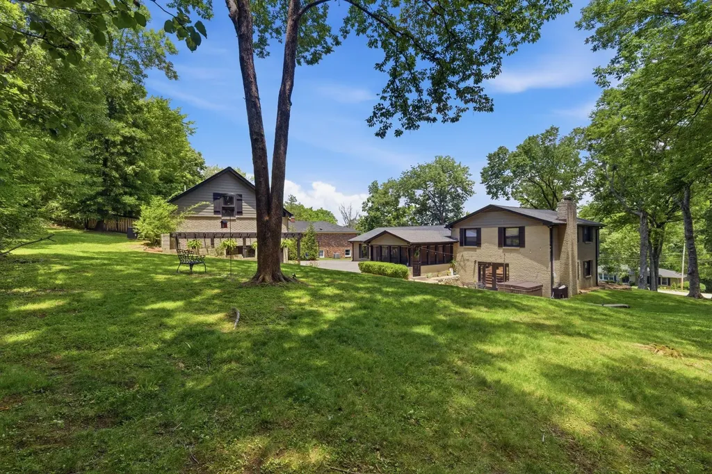 6609 Currywood Drive Nashville TN 37205