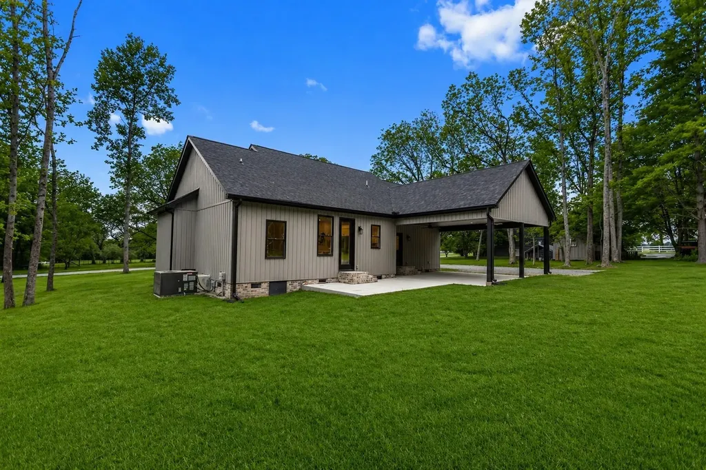 39 Bluebird Trail Estill Springs TN 37330