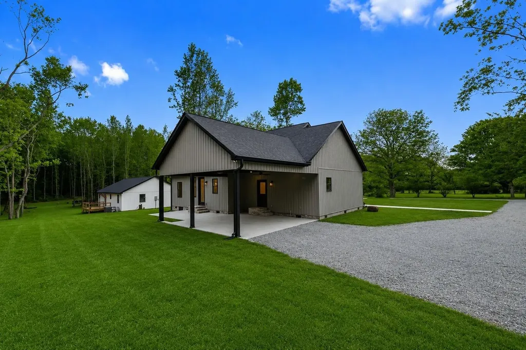 39 Bluebird Trail Estill Springs TN 37330
