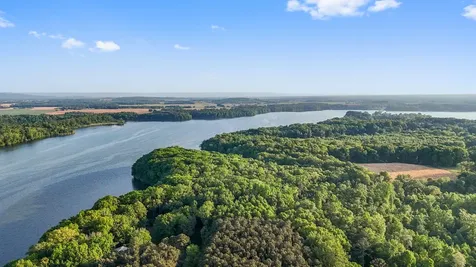 39 Bluebird Trail Estill Springs TN 37330