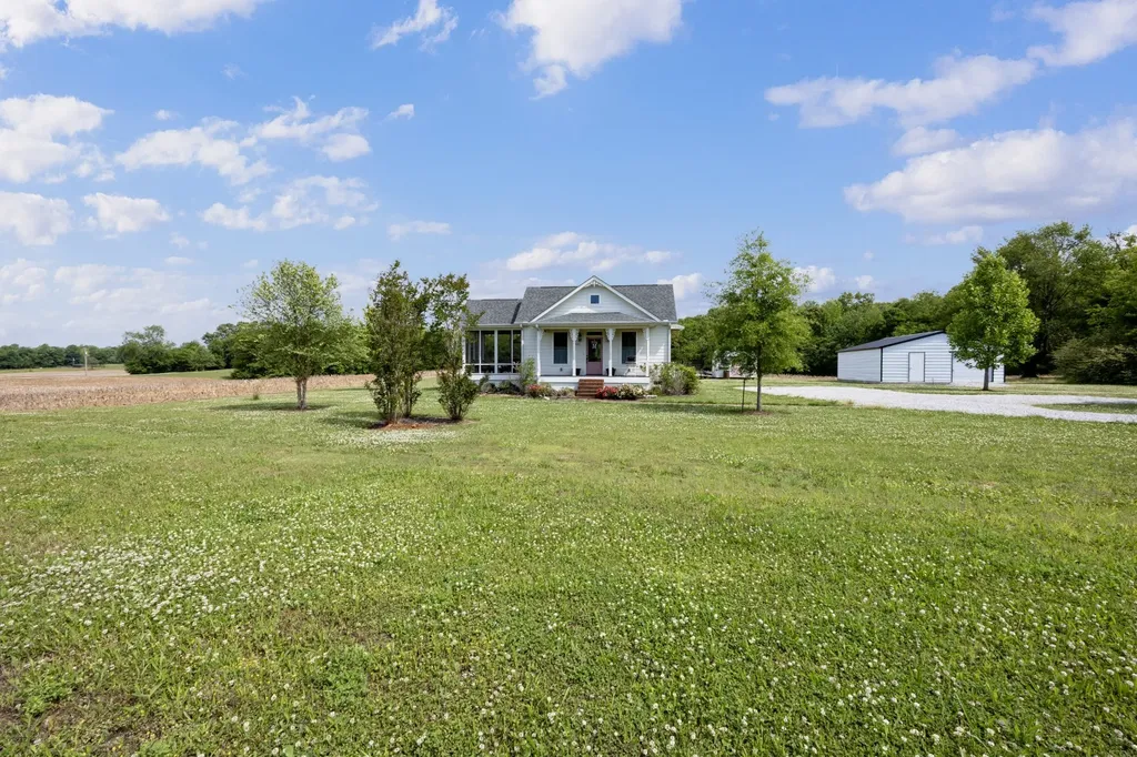 1687 Georgia Crossing Road Winchester TN 37398