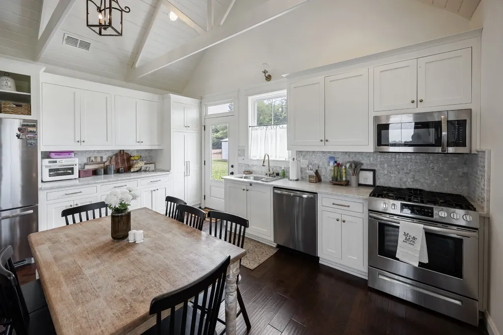 1687 Georgia Crossing Road Winchester TN 37398