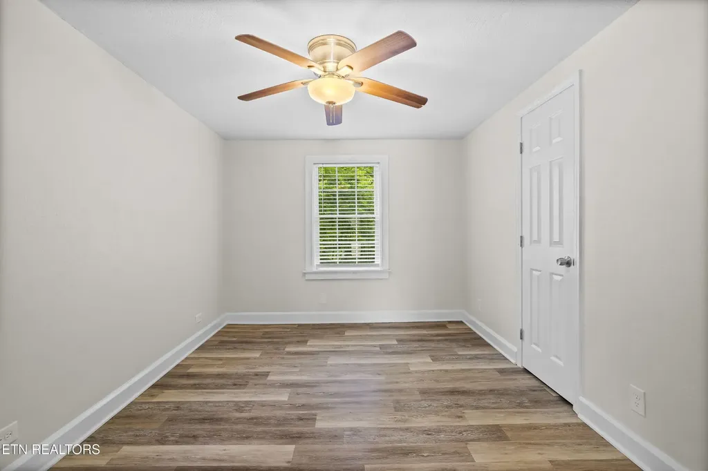 411 Landau Drive Maryville TN 37801