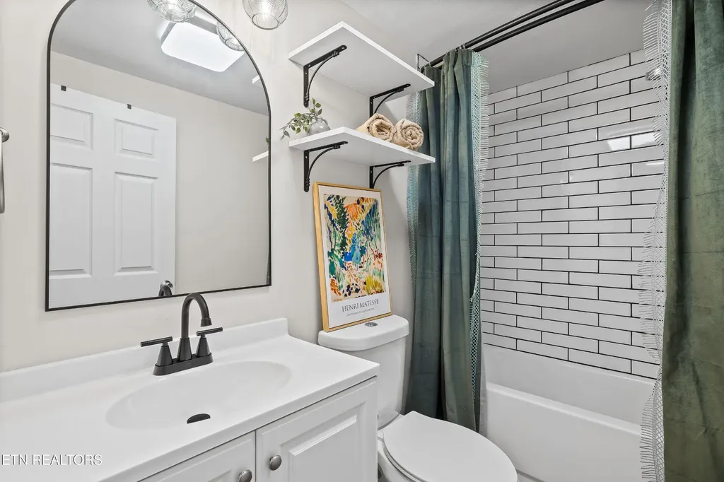 411 Landau Drive Maryville TN 37801