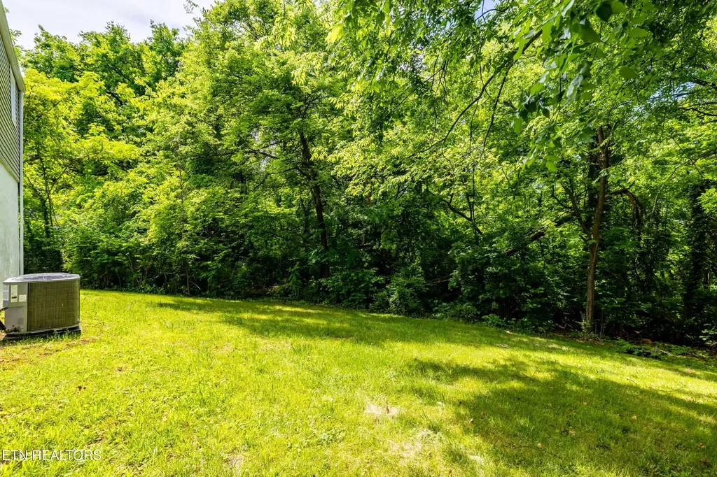 411 Landau Drive Maryville TN 37801