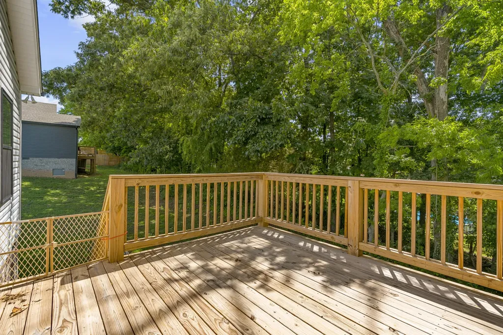 1253 Angus Way Greenbrier TN 37073