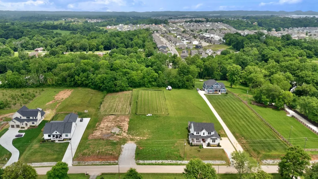 1514 Frye Road Columbia TN 38401