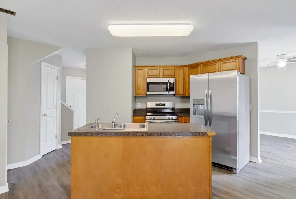 998 Tom Hailey Boulevard La Vergne TN 37086