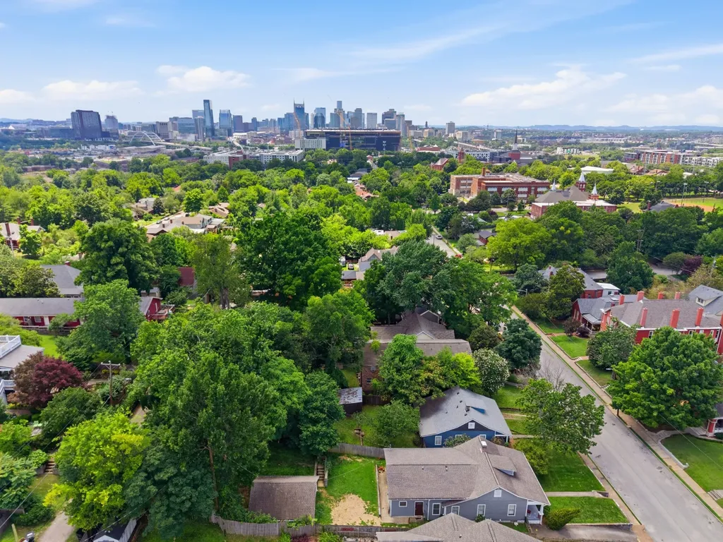 810 Fatherland Street Nashville TN 37206