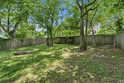 810 Fatherland Street Nashville TN 37206