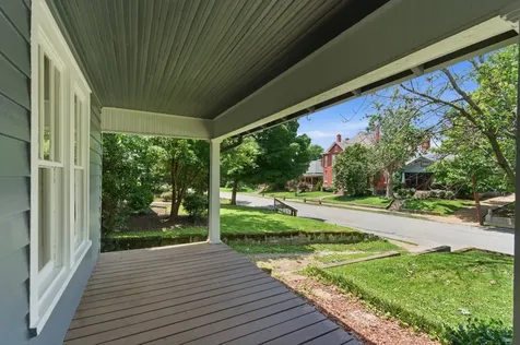 810 Fatherland Street Nashville TN 37206
