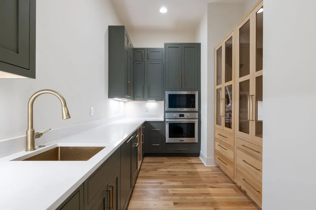 2805 Tyne Boulevard Nashville TN 37215