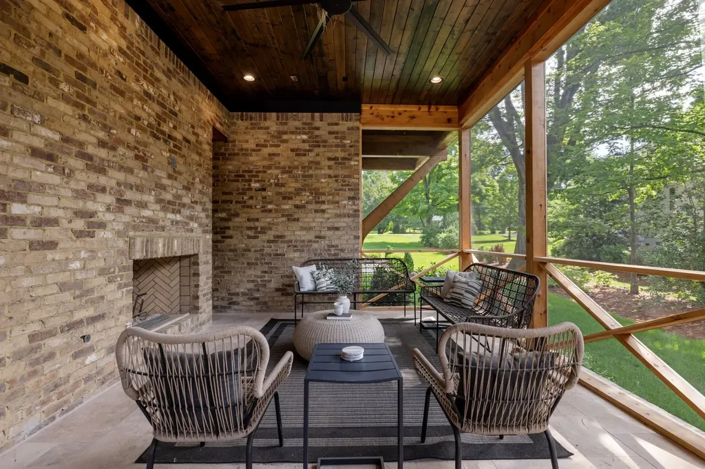2805 Tyne Boulevard Nashville TN 37215