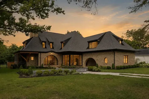 2805 Tyne Boulevard Nashville TN 37215