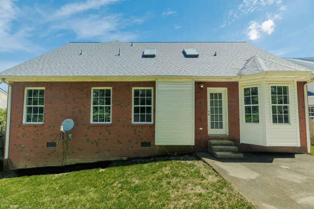 1406 Brighton Circle Old Hickory TN 37138