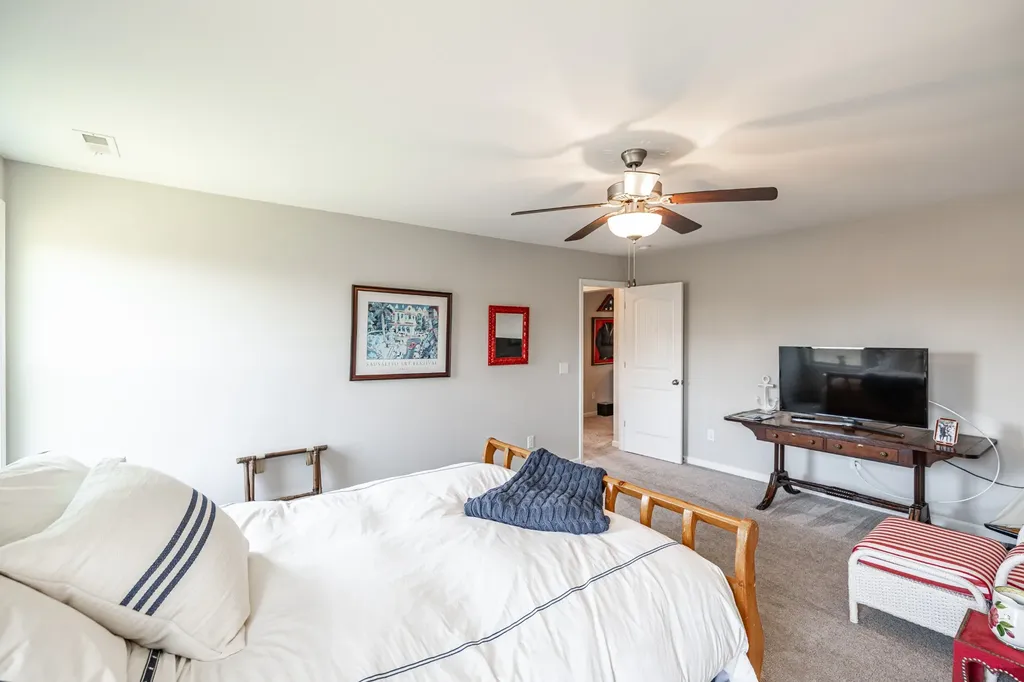 2044 Albatross Way Gallatin TN 37066