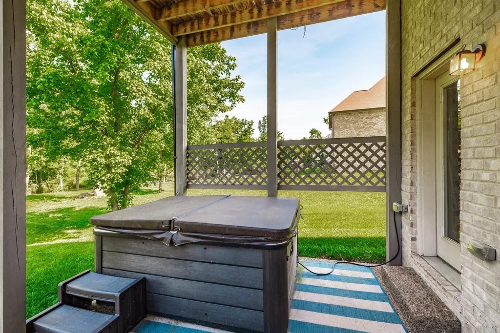 2044 Albatross Way Gallatin TN 37066