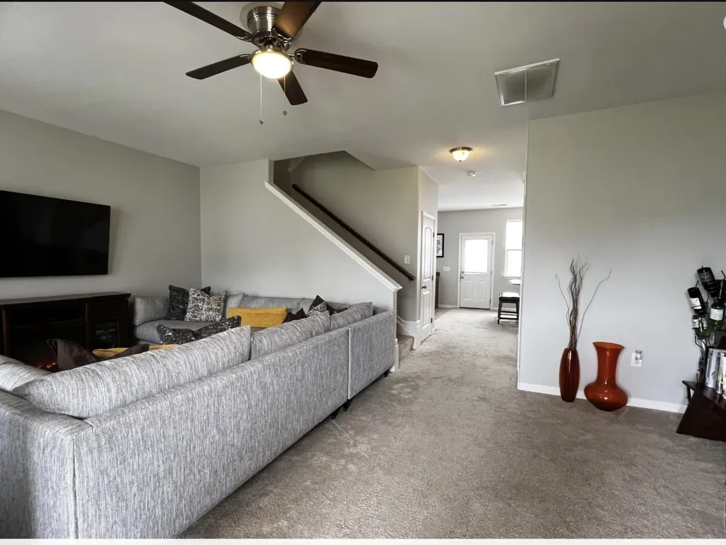 2303 Farrington Place Antioch TN 37013