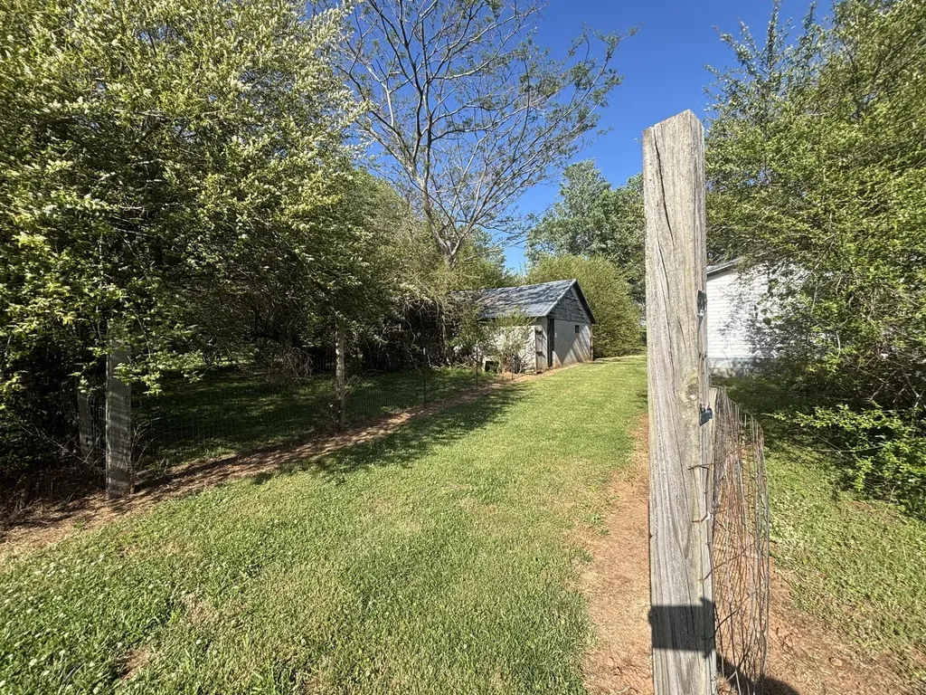 1717 Georgia Crossing Road Winchester TN 37398