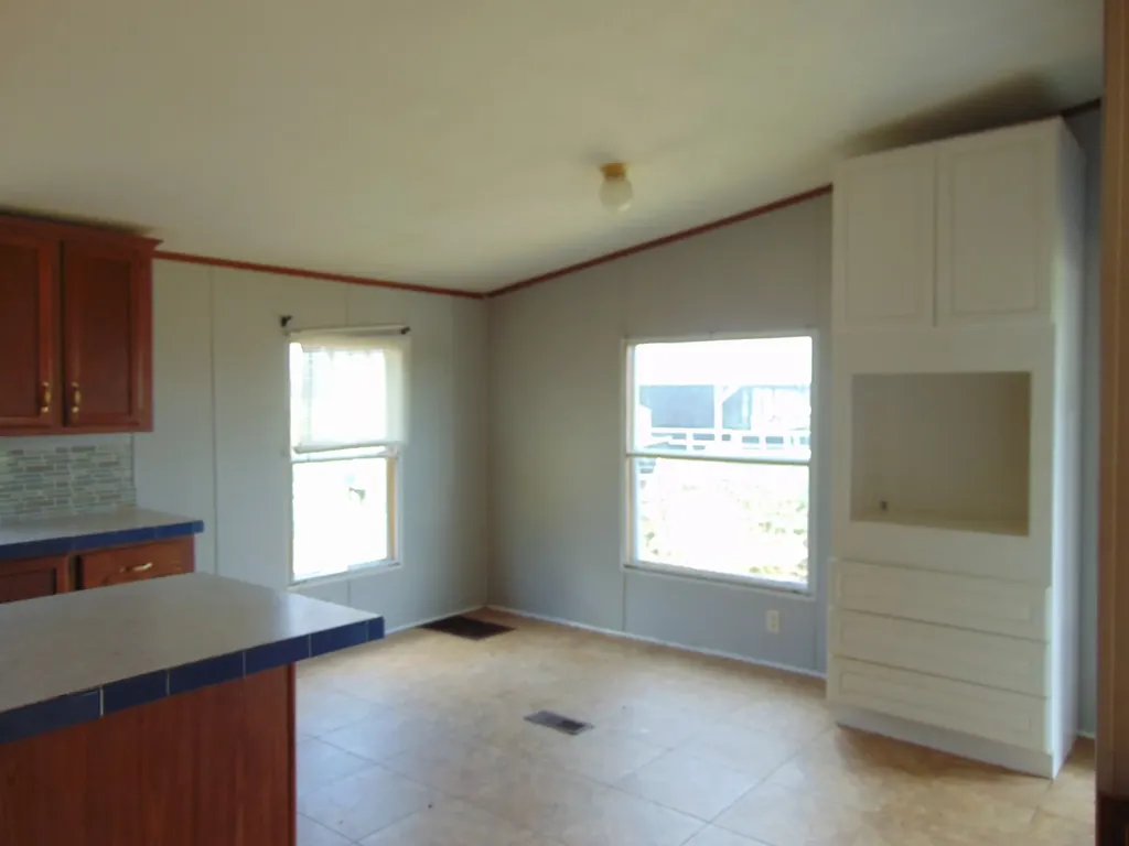 42 Oaks Road Ethridge TN 38456