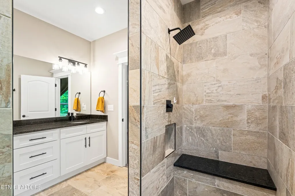 538 Robinson Trail Loudon TN 37774