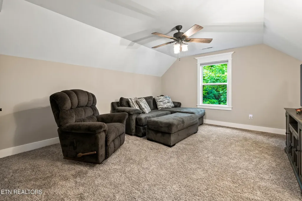 538 Robinson Trail Loudon TN 37774