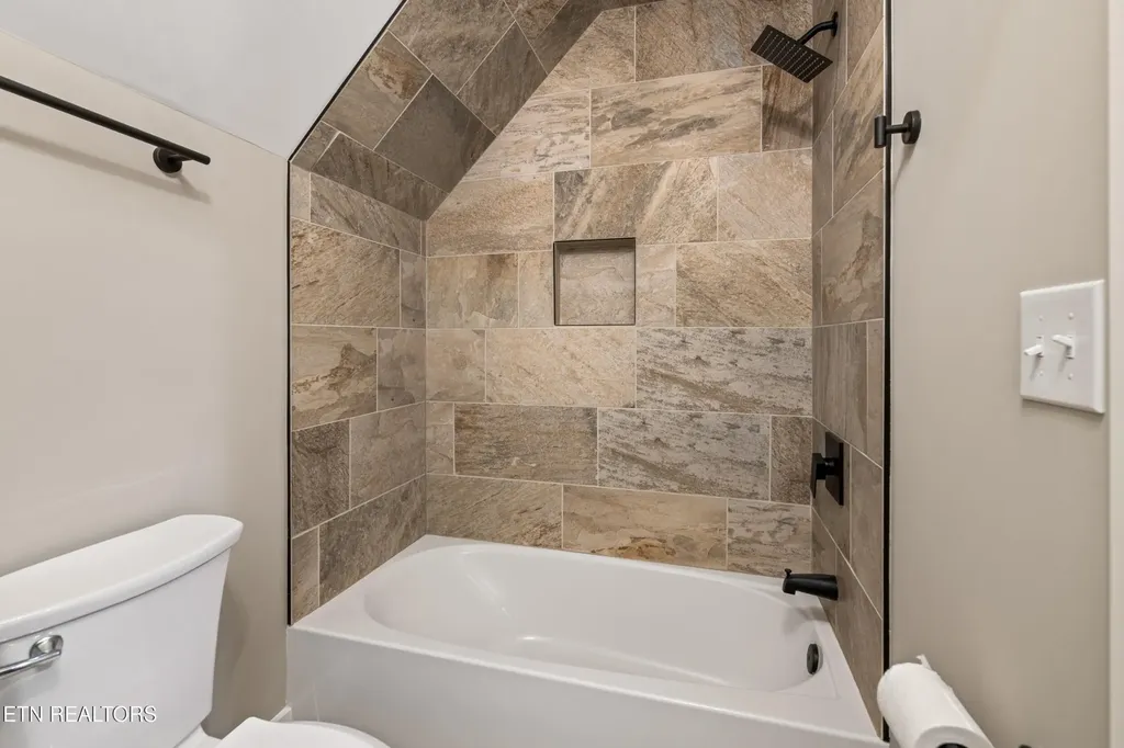 538 Robinson Trail Loudon TN 37774