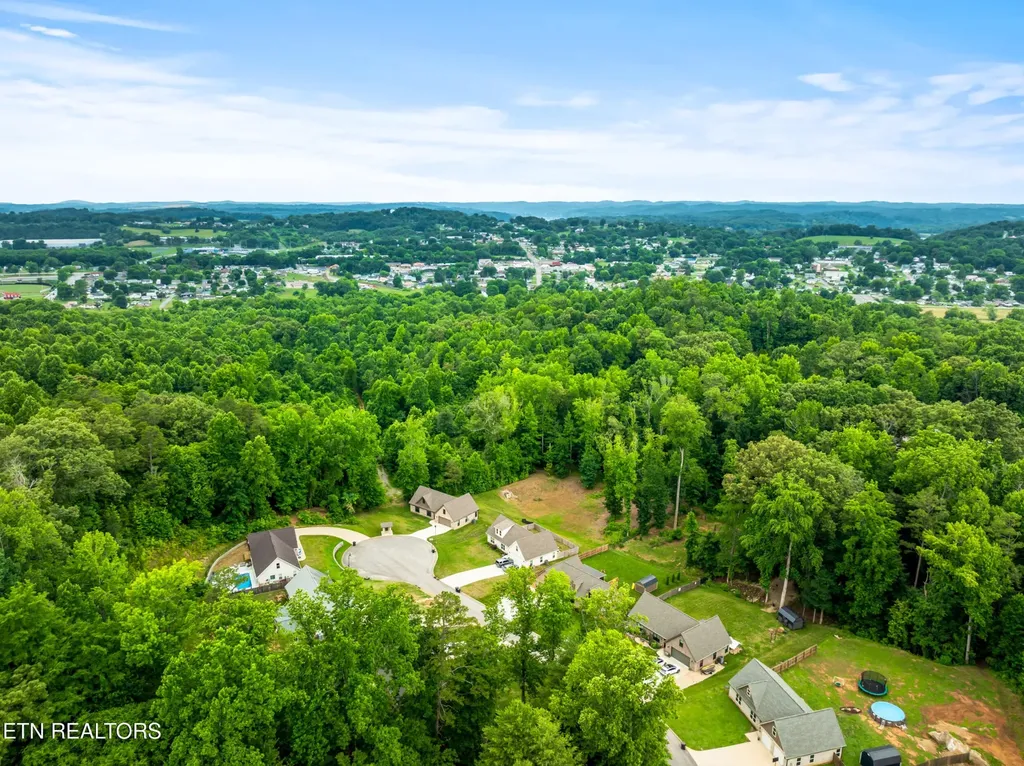 538 Robinson Trail Loudon TN 37774
