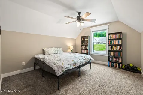 538 Robinson Trail Loudon TN 37774