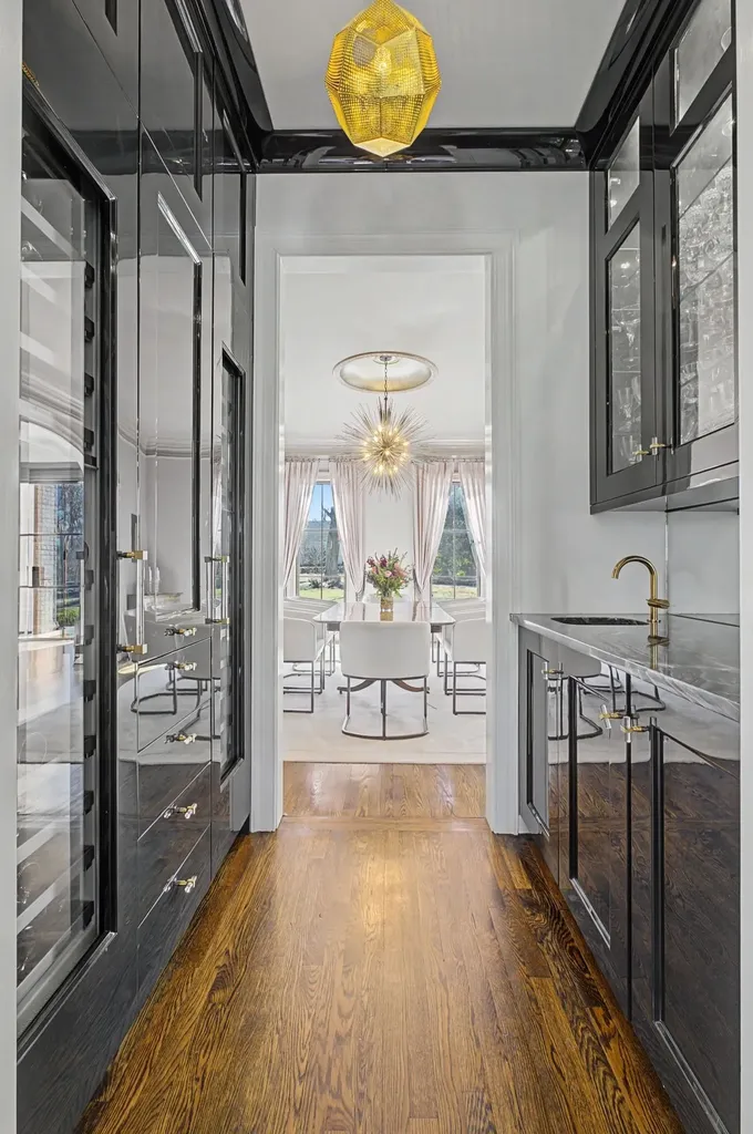 4304 Warner Place Nashville TN 37205