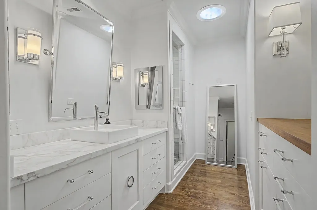 4304 Warner Place Nashville TN 37205