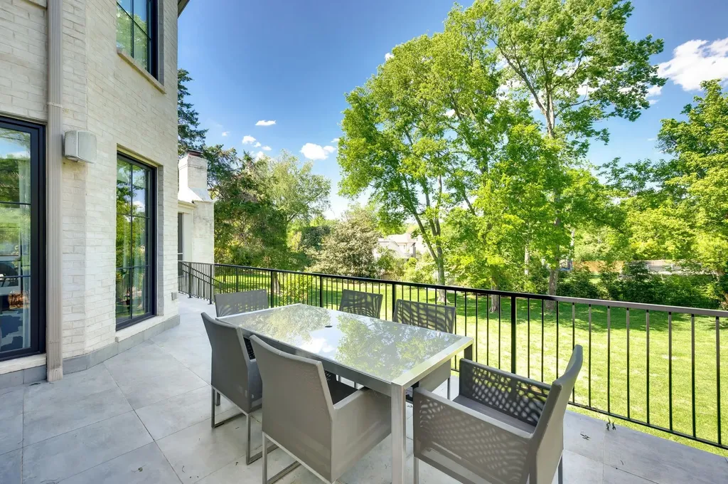 4304 Warner Place Nashville TN 37205