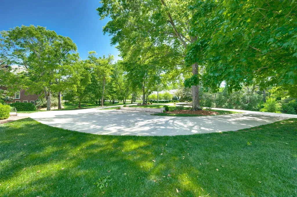 4304 Warner Place Nashville TN 37205