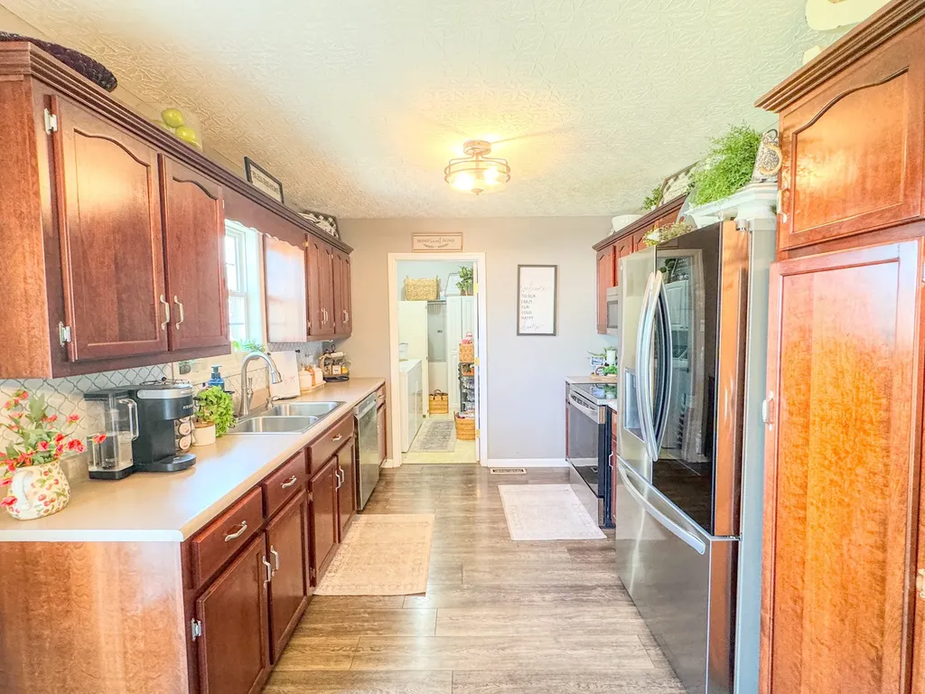 1700 Old Highway 25 Hartsville TN 37074