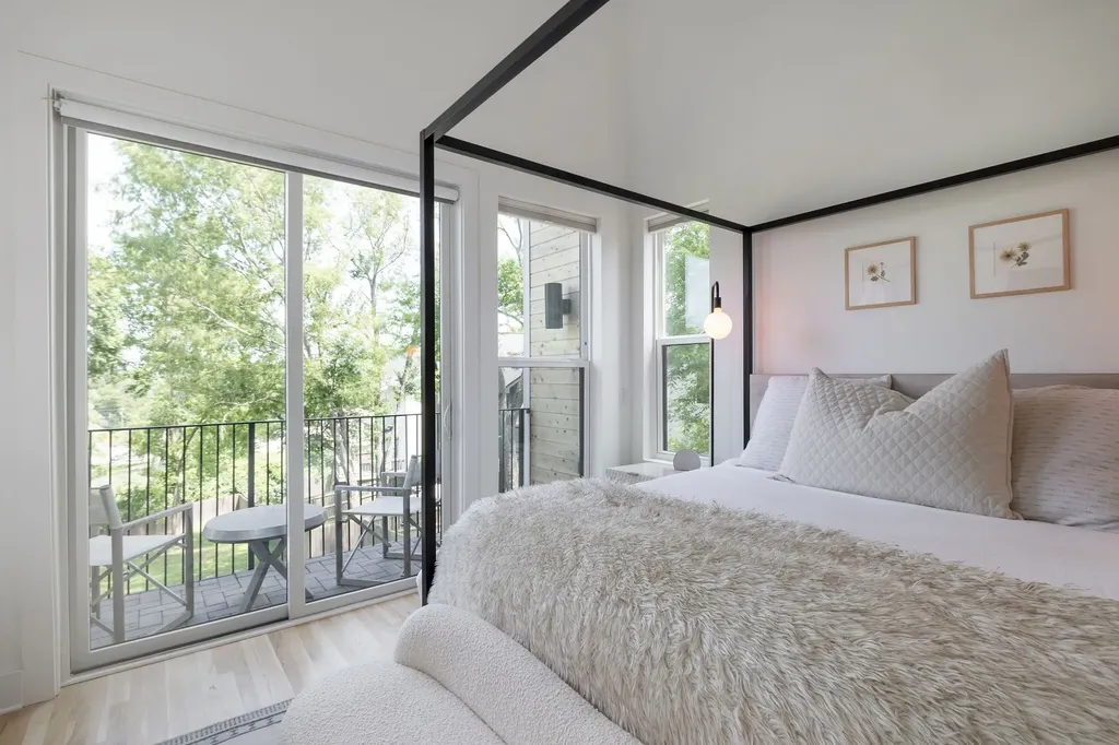 303A Riverside Drive Nashville TN 37206