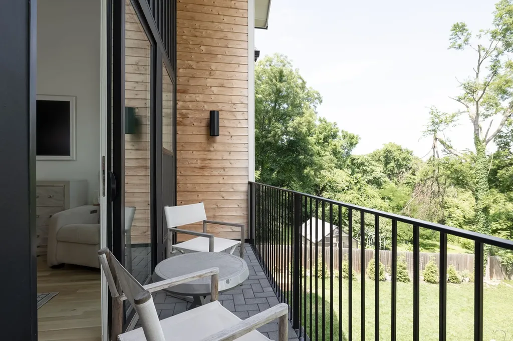303A Riverside Drive Nashville TN 37206
