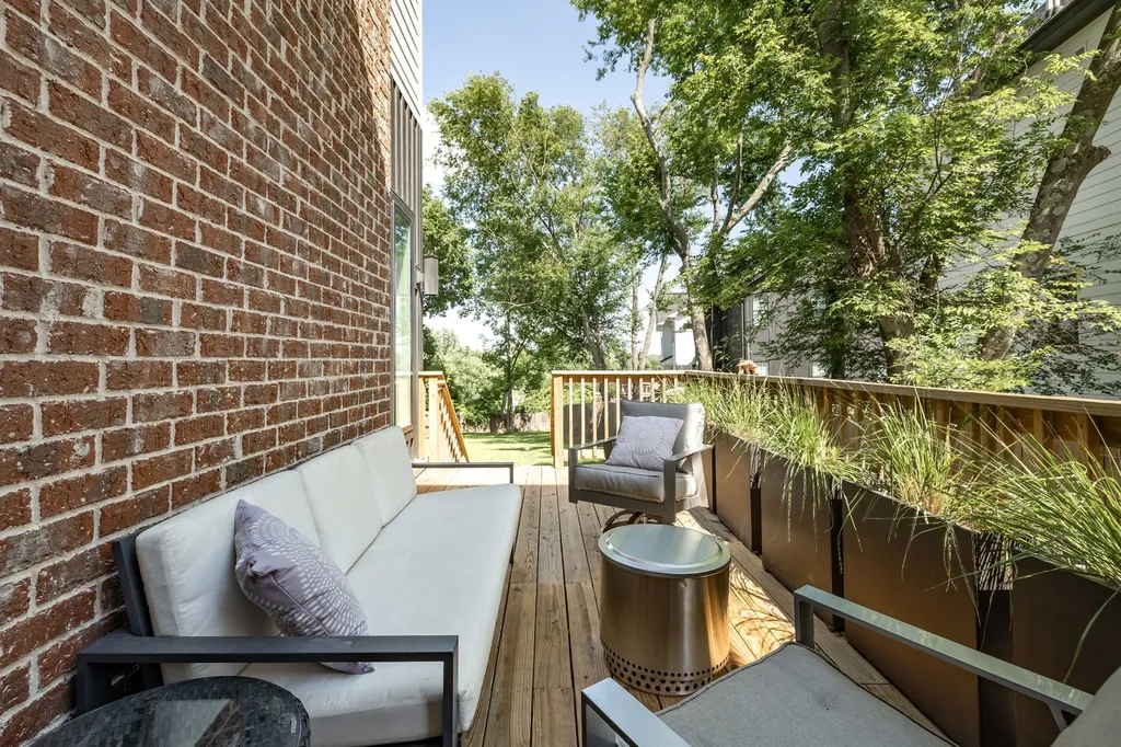 303A Riverside Drive Nashville TN 37206