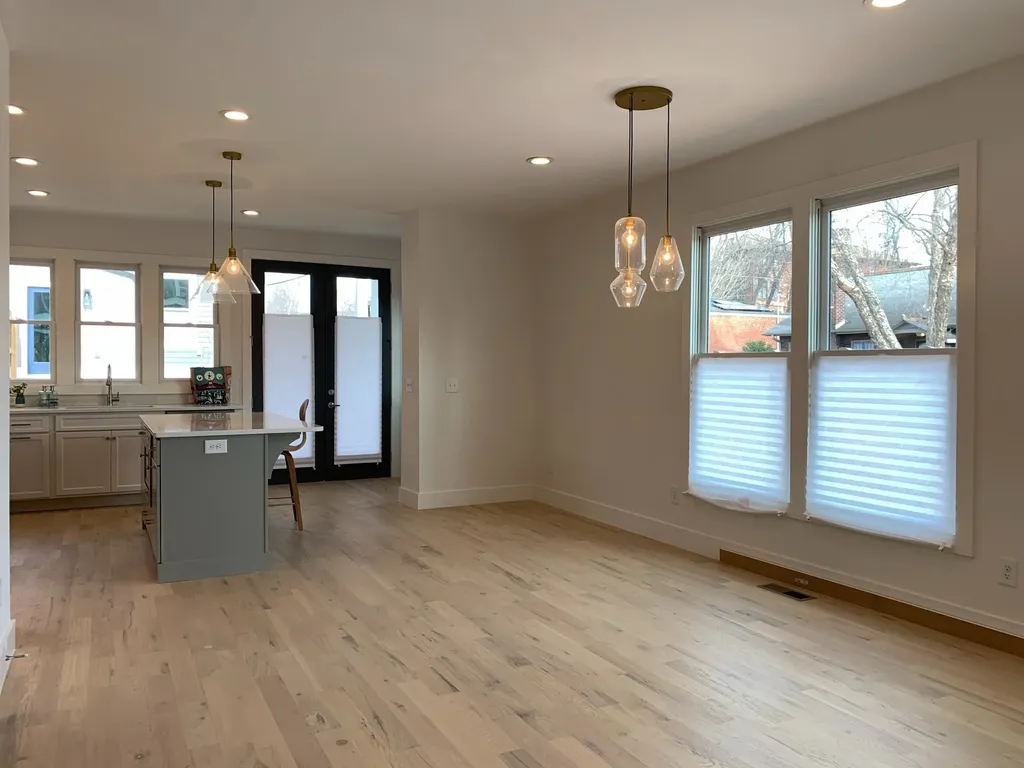 523 Fatherland Street Nashville TN 37206