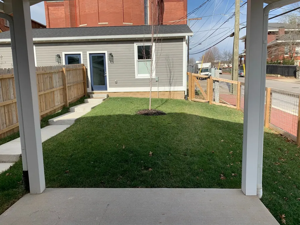 523 Fatherland Street Nashville TN 37206