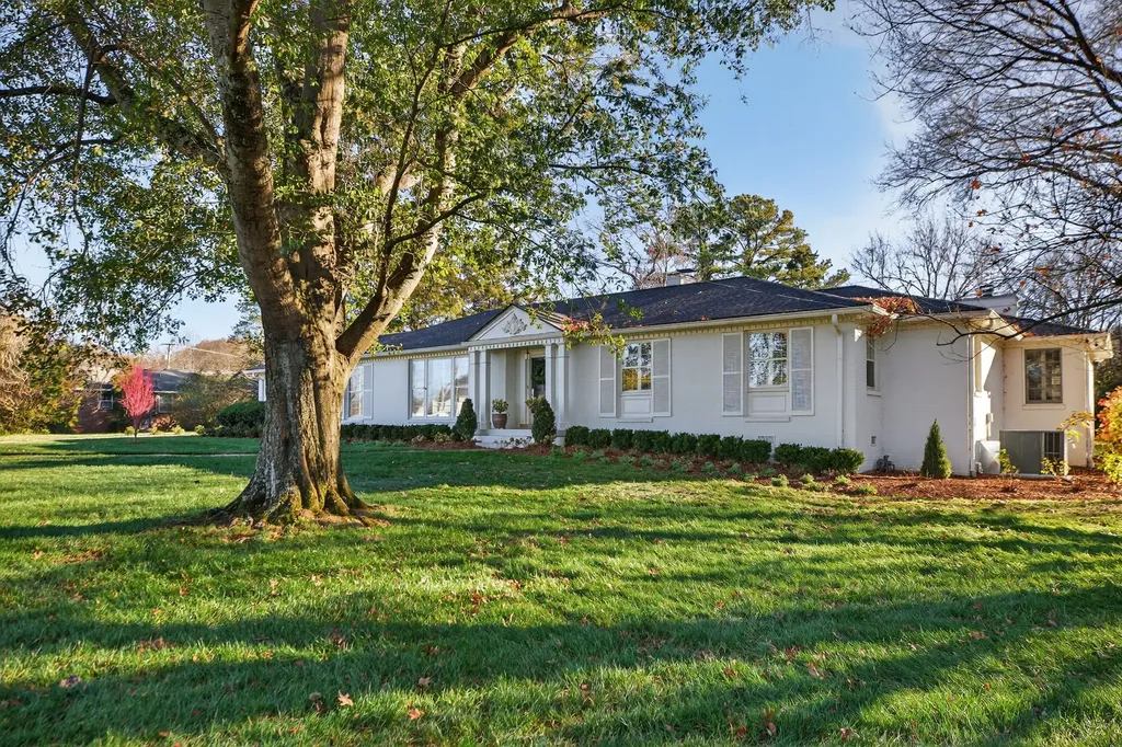 1209 Tyne Boulevard Nashville TN 37215