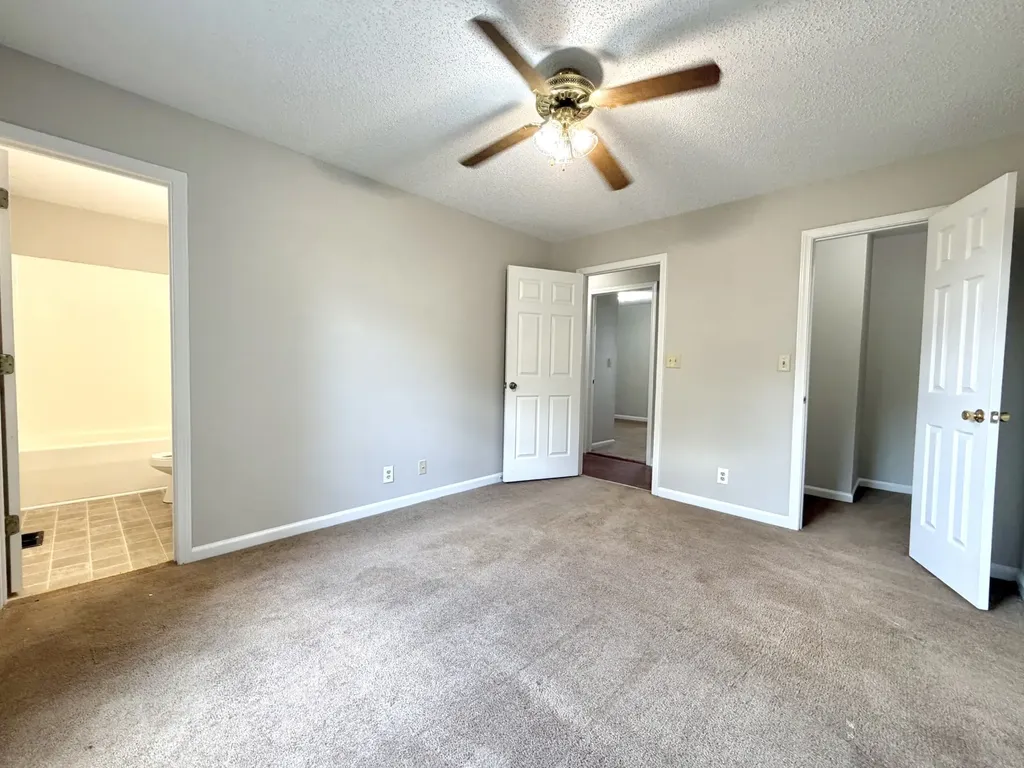 401 Old Glory Lane Oak Grove KY 42262