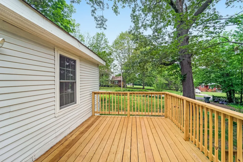 205 W Main Street Greenbrier TN 37073