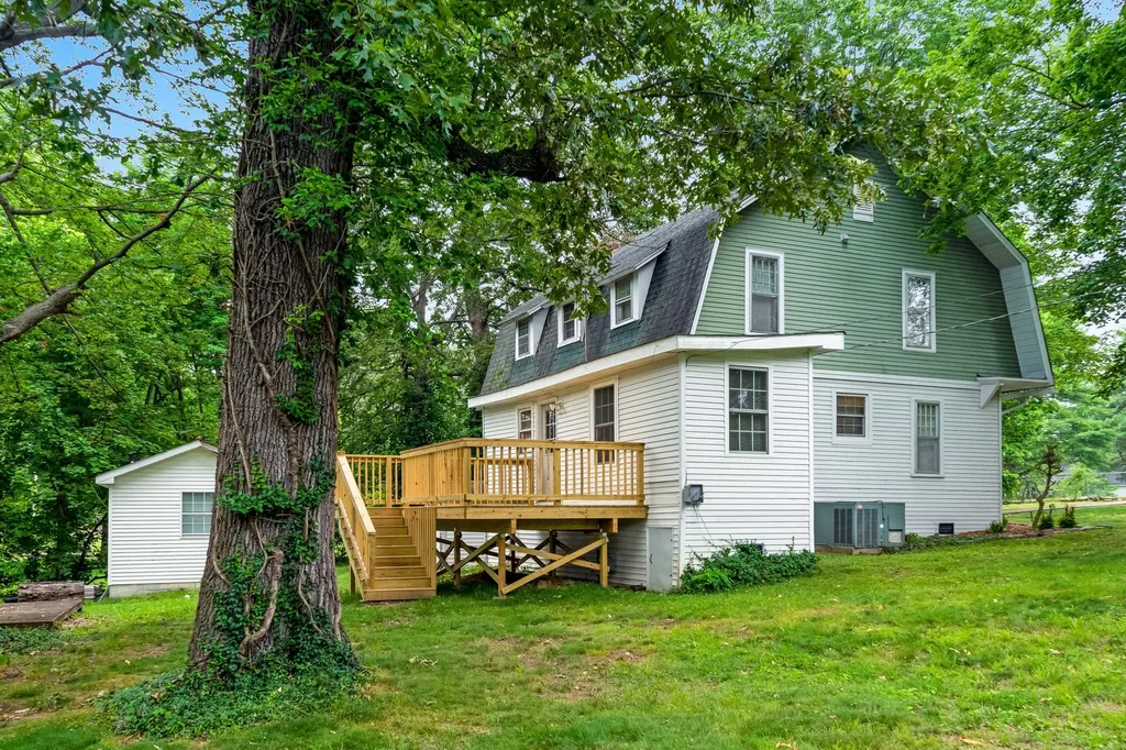 205 W Main Street Greenbrier TN 37073