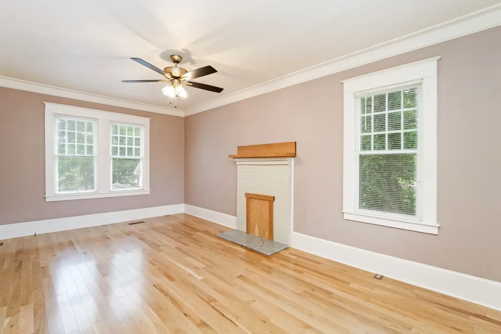 205 W Main Street Greenbrier TN 37073