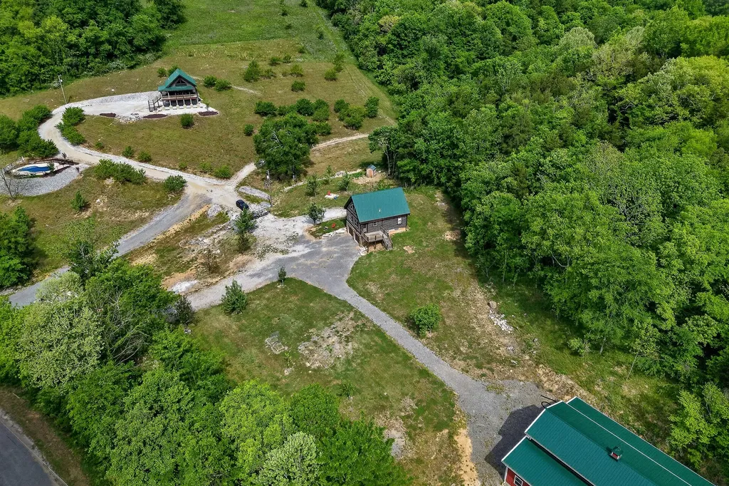 4830 Ensor Hollow Road Buffalo Valley TN 38548