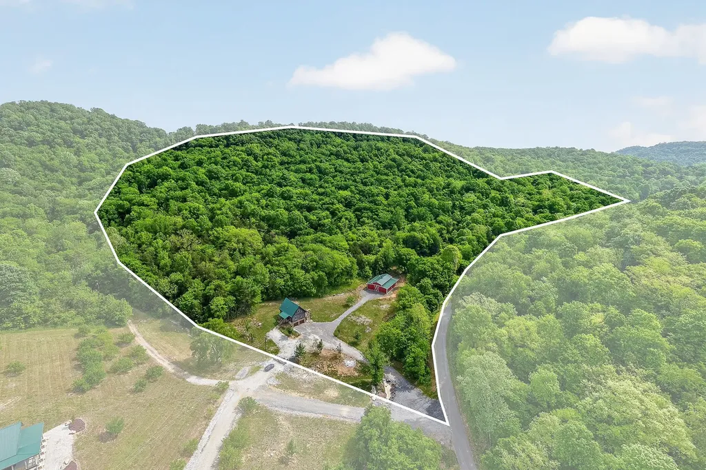 4830 Ensor Hollow Road Buffalo Valley TN 38548