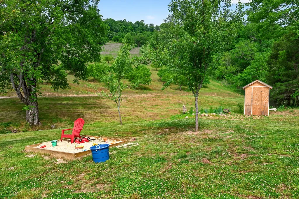 4830 Ensor Hollow Road Buffalo Valley TN 38548