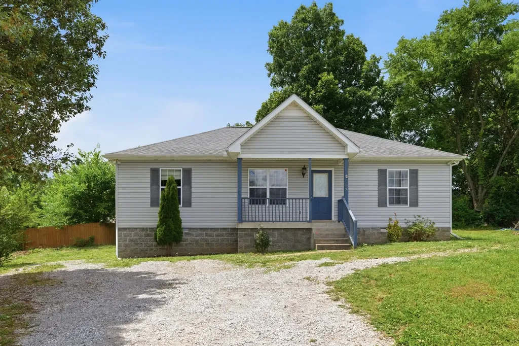 314 Reeves Court Springfield TN 37172